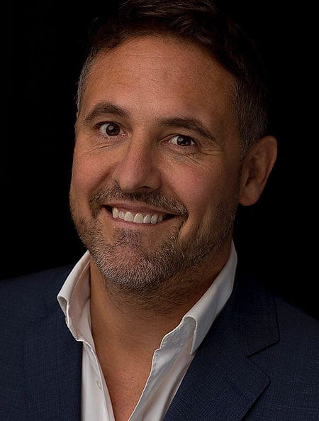 Retrato de Dr. Dominic Bray